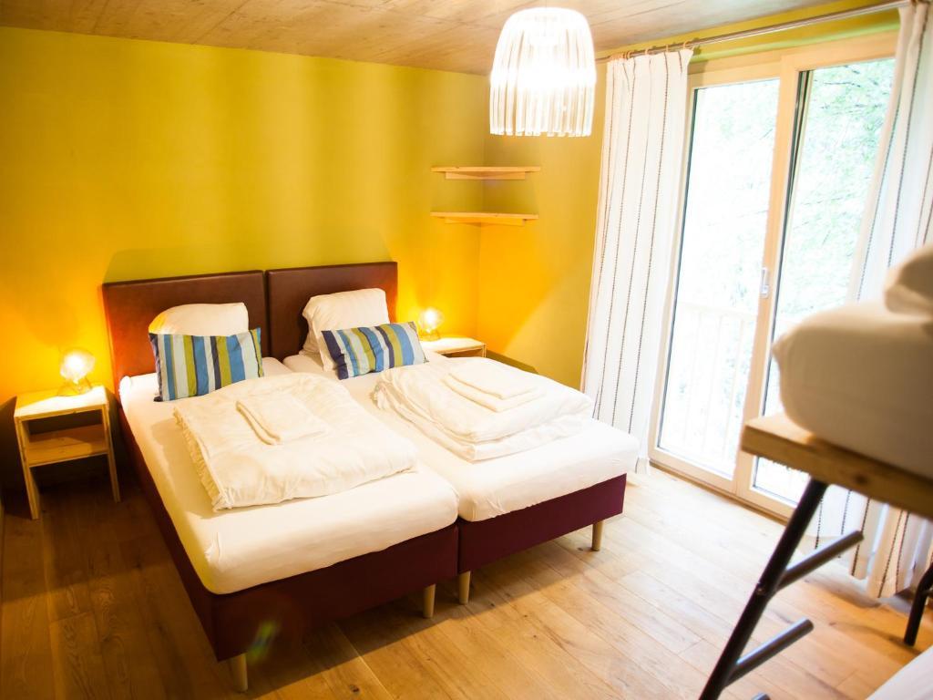 Nangijala Guest House Disentis Habitación foto
