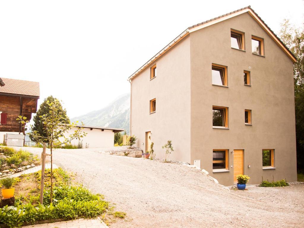 Nangijala Guest House Disentis Exterior foto